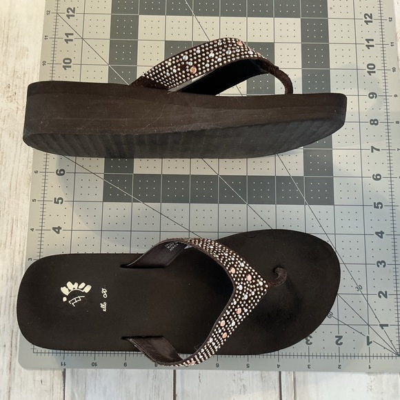 Yellow Box Black Sandals with Rhinestone Accents - Picture 3 of 5